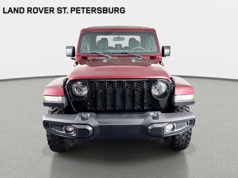 Used 2021 Jeep Gladiator Sport AWD/4WD image 2
