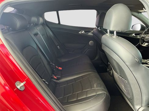 Used 2022 Kia Stinger GT2 image 28