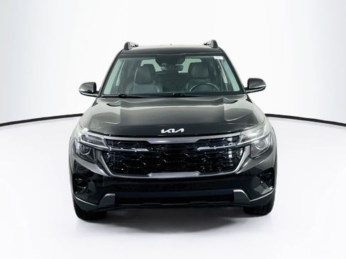 Used 2024 Kia Seltos X-Line AWD/4WD image 2