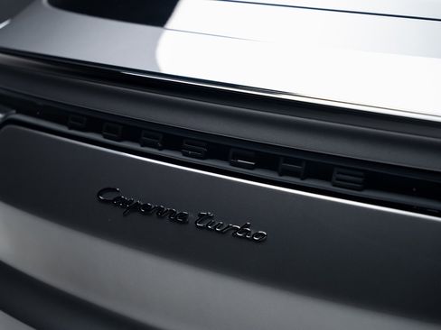 Used 2023 Porsche Cayenne Turbo image 28