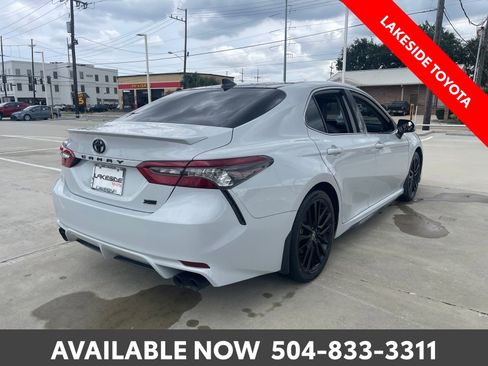 Used 2023 Toyota Camry XSE FWD image 5