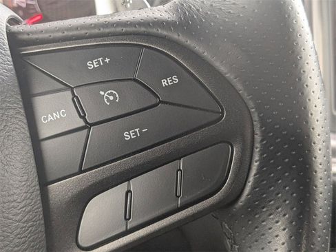 Used 2022 Dodge Challenger R/T w/ Driver Convenience Group image 19