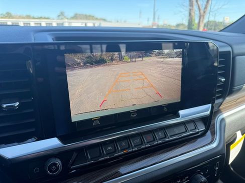 New 2026 Chevrolet Silverado 1500 LT Trail Boss w/ Convenience Package II AWD/4WD image 13