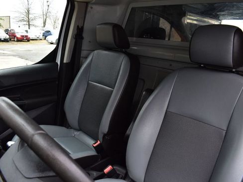 Used 2016 Ford Transit Connect XL FWD image 12