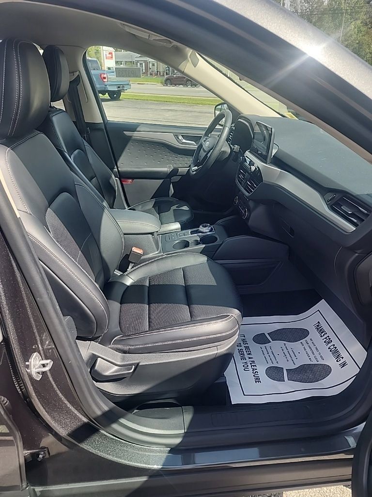 Used 2020 Ford Escape SEL AWD/4WD image 10