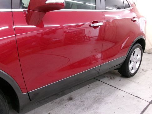 Used 2015 Buick Encore FWD image 4