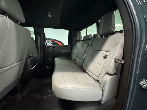 Used 2025 Chevrolet Silverado 2500 LTZ w/ LTZ Premium Package image 11