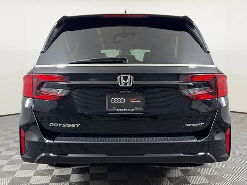 Used 2025 Honda Odyssey Sport-L image 10