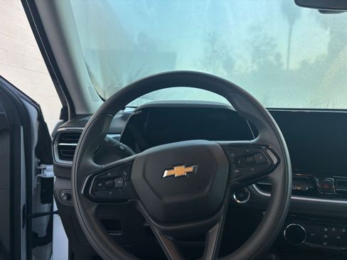 Used 2025 Chevrolet TrailBlazer LT image 34