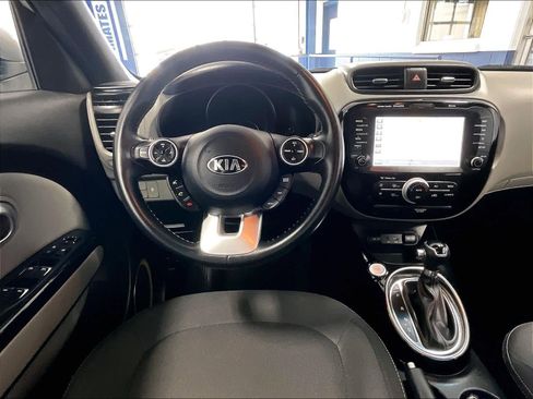 Used 2019 Kia Soul + w/ Audio Package FWD image 17