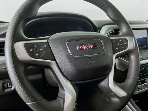 Used 2022 GMC Acadia SLE w/ Driver Convenience Package image 14