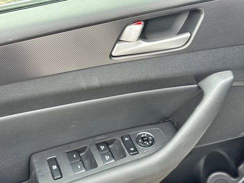 Used 2016 Hyundai Sonata Sport w/ Option Group 02 image 5