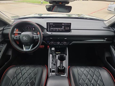 Used 2025 Honda Accord Touring image 13