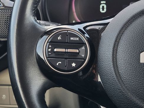 Used 2023 Kia Soul EX image 28