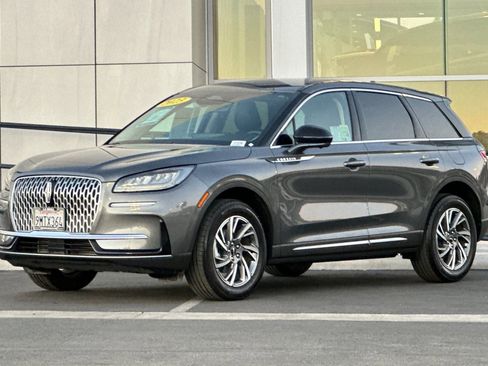 Used 2023 Lincoln Corsair FWD w/ Equipment Group 101A image 7