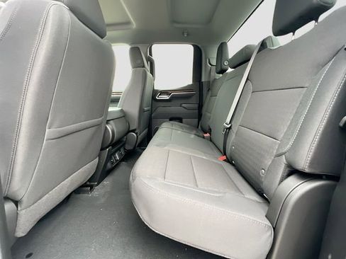 New 2026 GMC Sierra 1500 Elevation image 17