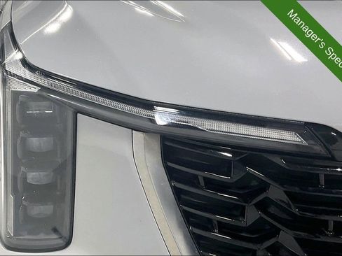 Used 2025 Kia Sorento S w/ Panoramic Sunroof Package FWD image 35