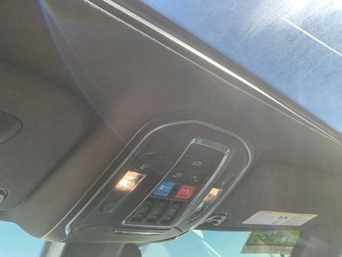 Used 2024 Jeep Wagoneer Series II image 18