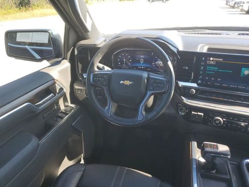 Certified 2025 Chevrolet Silverado 1500 High Country image 15