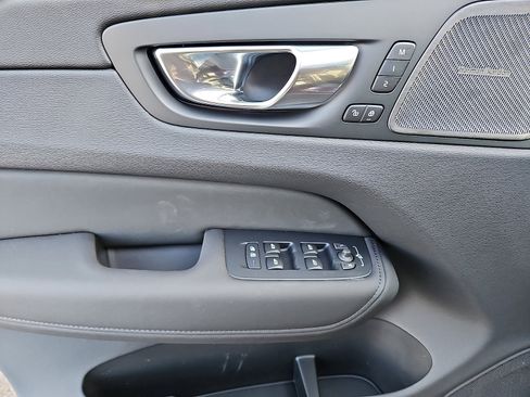 New 2026 Volvo XC60 B5 Plus w/ Protection Package Premier image 10