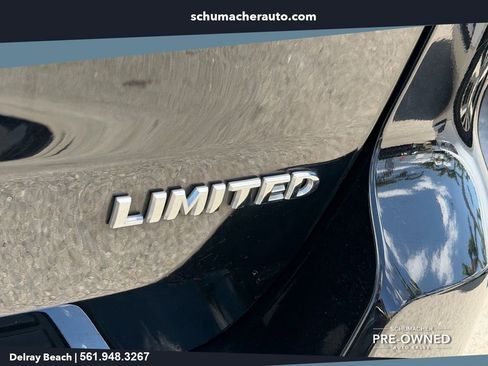 Used 2020 Jeep Grand Cherokee Limited w/ Premium Lighting Group AWD/4WD image 16