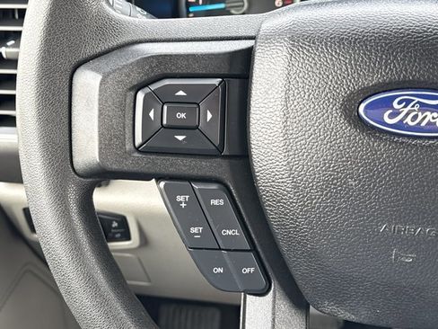 Used 2017 Ford F150 XLT image 16