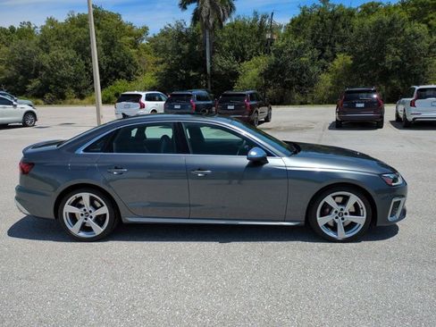 Used 2022 Audi S4 Premium image 3