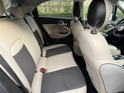 Used 2016 FIAT 500X Lounge image 29