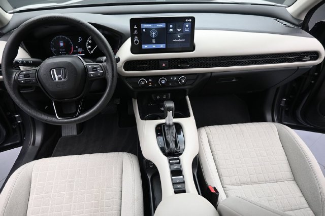Certified 2026 Honda HR-V LX image 10