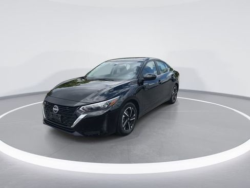 Used 2025 Nissan Sentra SV FWD image 3