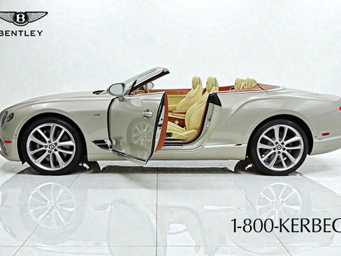 Used 2020 Bentley Continental GT image 4