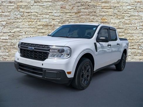 Used 2022 Ford Maverick XLT FWD image 5