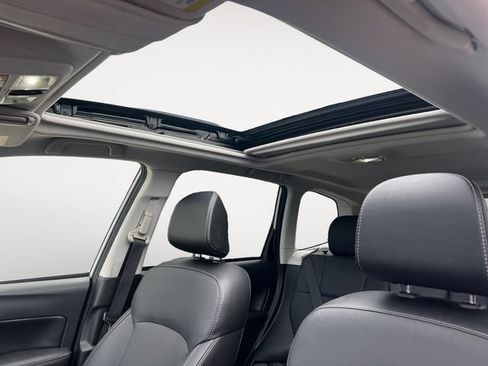 Used 2018 Subaru Forester 2.5i Limited AWD/4WD image 12
