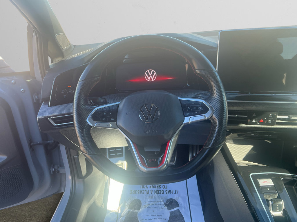 Used 2025 Volkswagen GTI SE FWD image 12