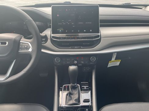 New 2026 Jeep Compass Limited AWD/4WD image 12