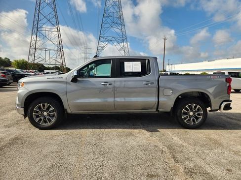Used 2025 Chevrolet Silverado 1500 LT AWD/4WD image 4