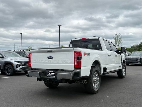 Used 2023 Ford F350 Lariat w/ Lariat Ultimate Package AWD/4WD image 5