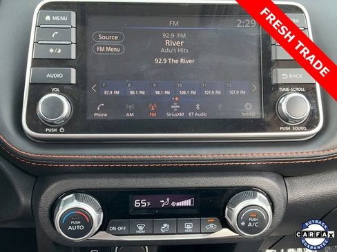 Used 2020 Nissan Kicks SR image 19