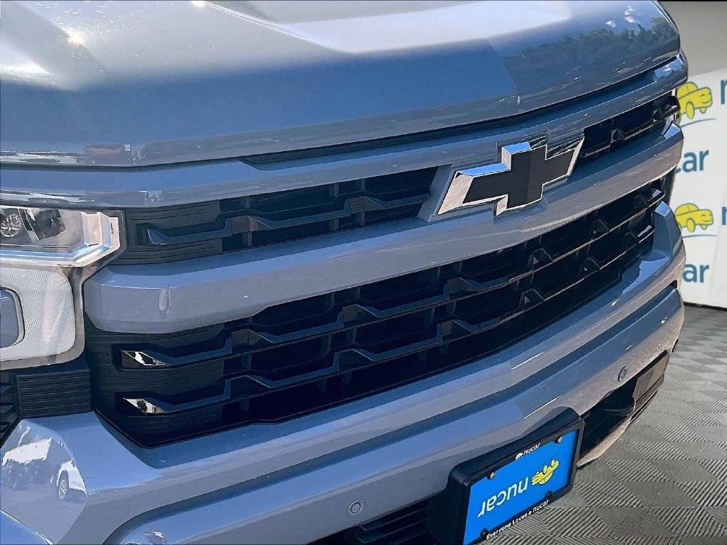 Used 2025 Chevrolet Silverado 1500 RST AWD/4WD image 32