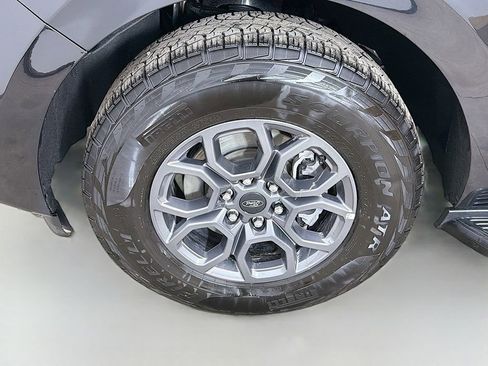 Used 2025 Ford Expedition Max Active image 17