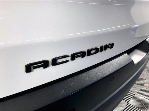 Used 2021 GMC Acadia SLT w/ Elevation Edition FWD image 30