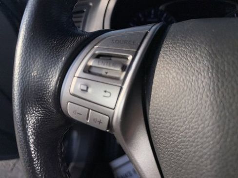 Used 2013 Nissan Altima 2.5 SV image 11