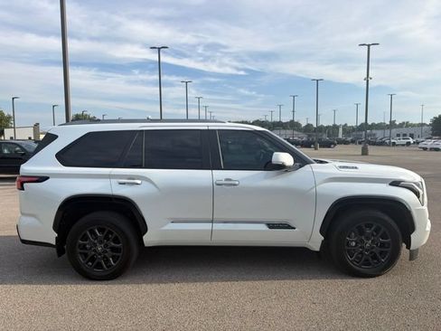 Used 2025 Toyota Sequoia Platinum AWD/4WD image 14
