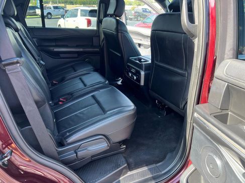 Used 2020 Ford Expedition XLT w/ Equipment Group 202A RWD image 19