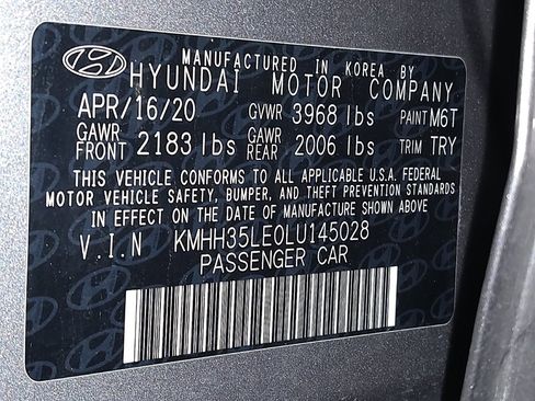Used 2020 Hyundai Elantra GT FWD image 33