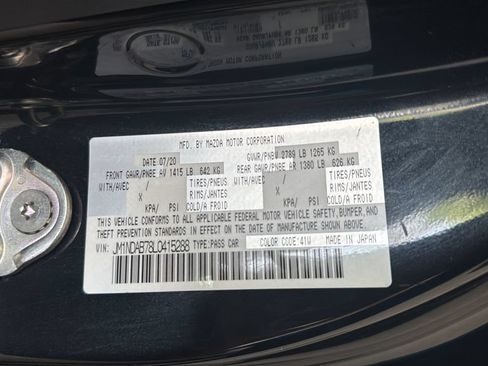 Used 2020 MAZDA MX-5 Miata Sport RWD image 16
