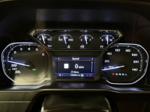 Used 2019 GMC Sierra 1500 SLT w/ SLT Premium Plus Package AWD/4WD image 17