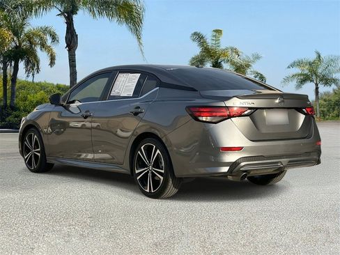 Certified 2023 Nissan Sentra SR w/ SR Premium Package image 2