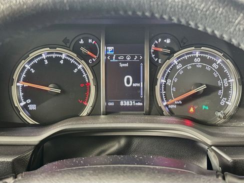 Used 2020 Toyota 4Runner Nightshade AWD/4WD image 19