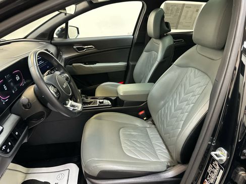 Used 2023 Kia Sportage X-Line w/ X-Line Premium Package image 4